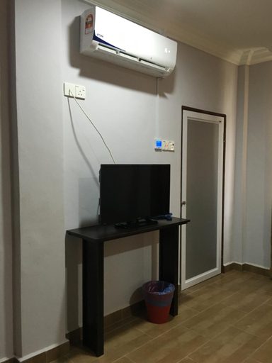 Others 5, Grand Business Hotel, Besut
