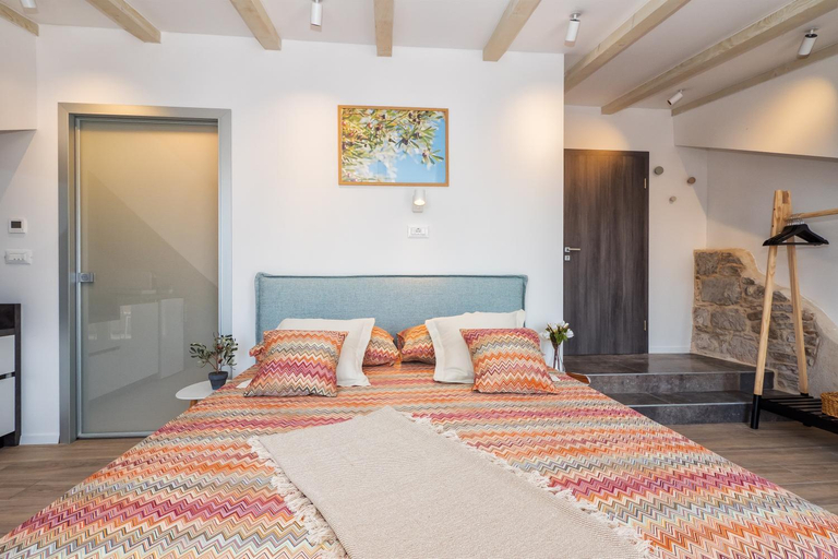 Others 3, Lucio suites, Split