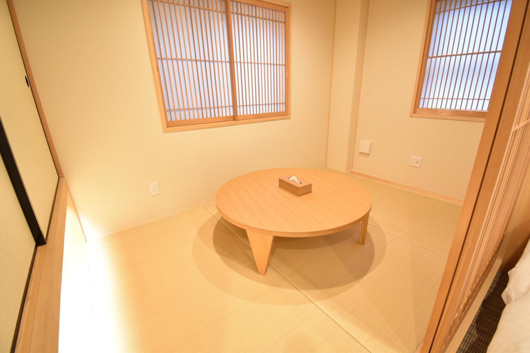 Bathroom 4, K-style Higashihonganji, Kyoto