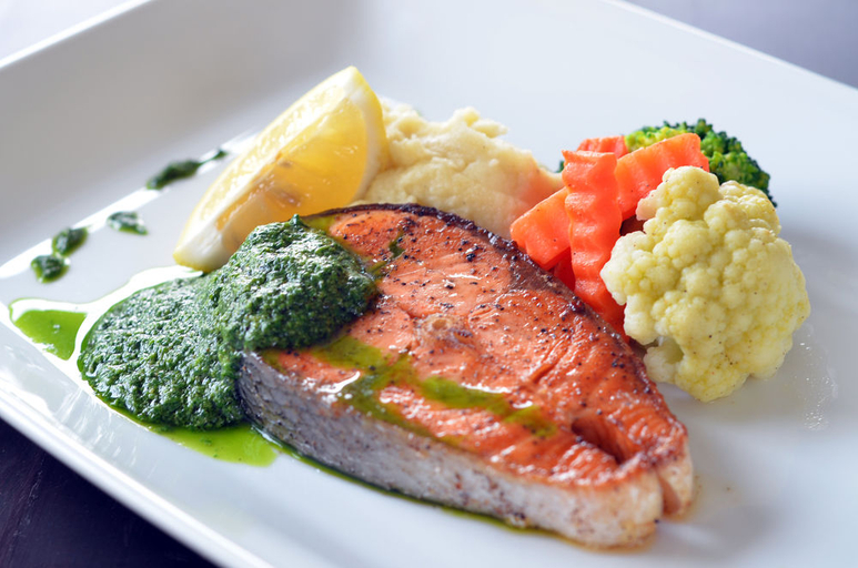 Food & Drinks 30