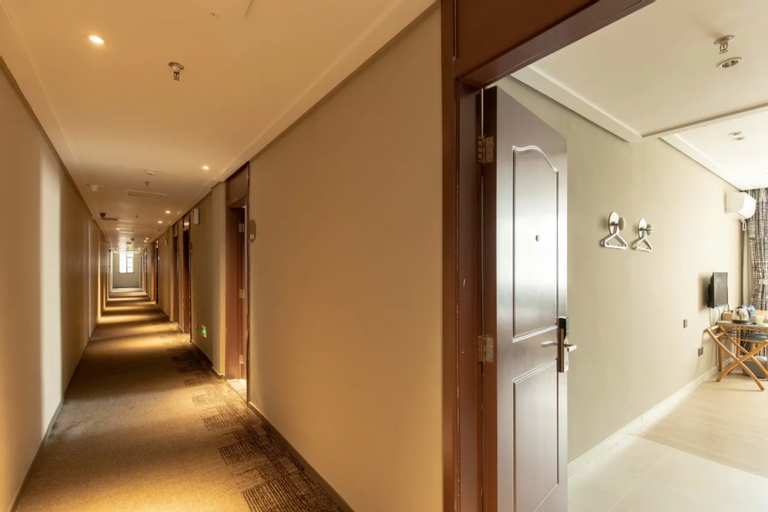 Others 3, Home Inn, Foshan