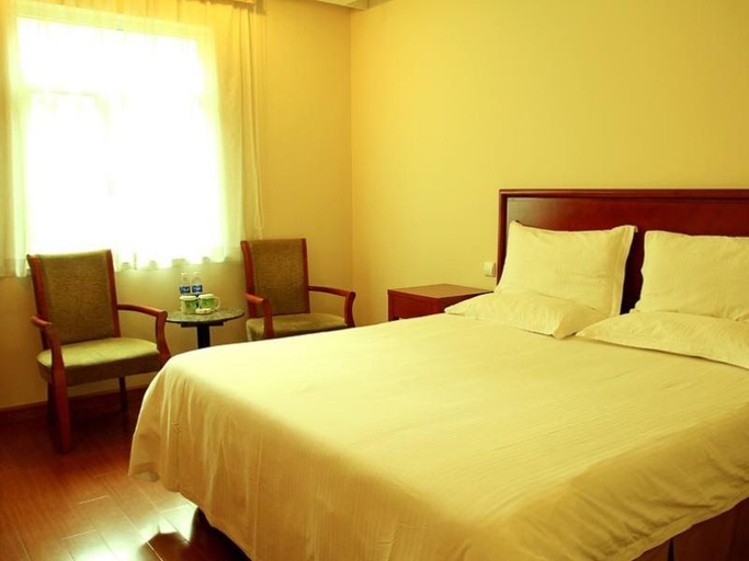 Bedroom 3, GreenTree Inn Langfang Sanhe South Yingbin Road Express Hotel, Langfang