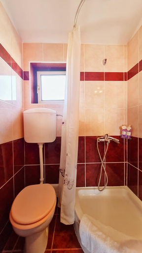Bathroom 3, Apartments Crljen, Šibenik