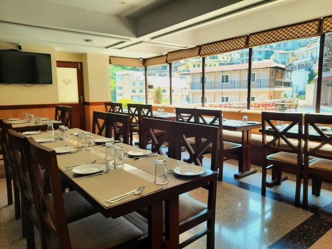Food & Drinks 5, Hotel Vishnu Palace, Dehradun