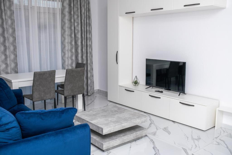 Others 5, BB Residence, Arad