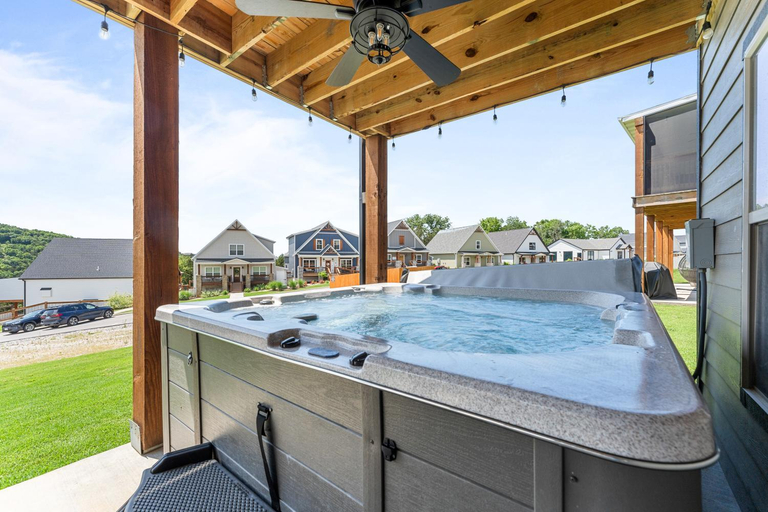 Others 5, Paradise At The Cove home, Taney