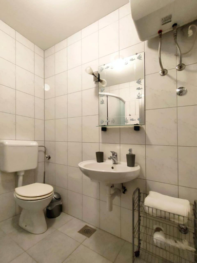 Bathroom 3, Rafael Apartments, Medulin