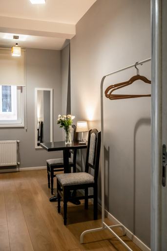 Others 5, Gar'is Hostel Lviv, L'vivs'ka