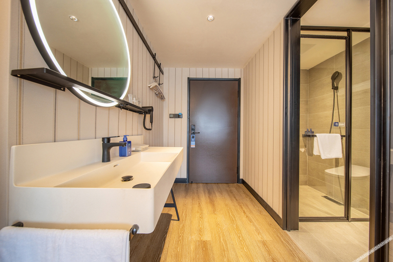 Bathroom 3, Hanting Hotel Zunyi Site of Association Dingzikou, Zunyi