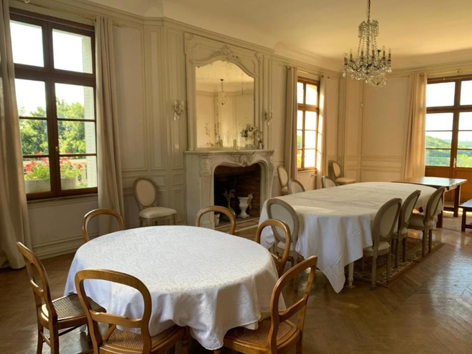 Others 5, Chateau du Mont de Guny, Aisne
