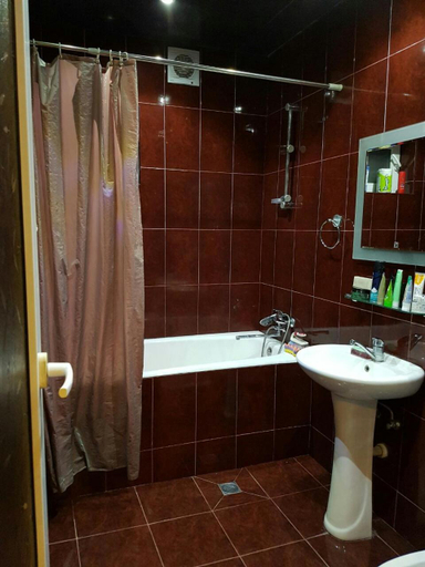 Bathroom, Apartaent Roman, Batumi