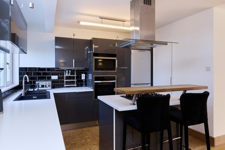 Others 5, The Peckham Escape - Modern 3bdr With Garden, London