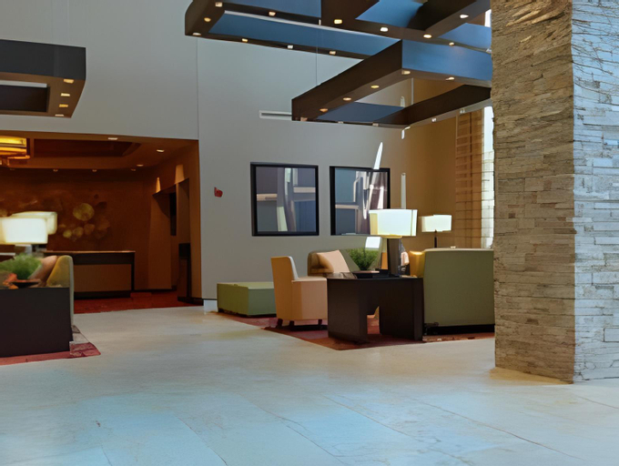 Public Area 2, Bloomington-Normal Marriott Hotel & Conference Center, McLean