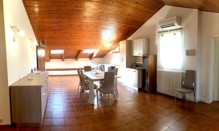 Dining Room 6