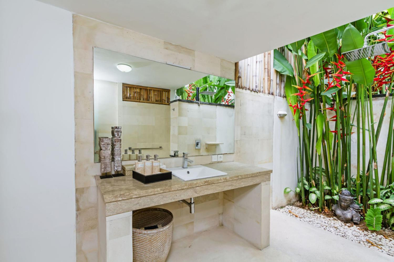 Bathroom 3, Villa Eindra, Badung
