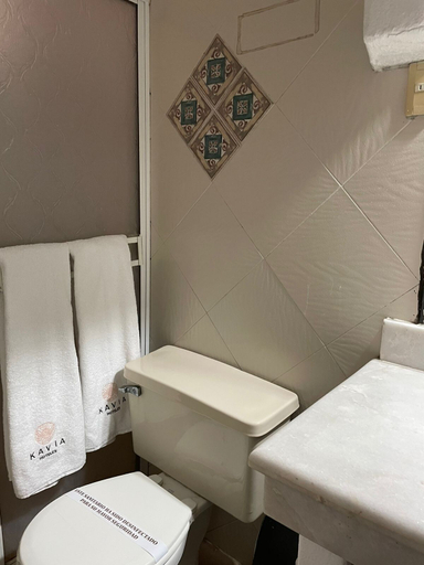Bathroom 3, Hotel Vistamar, Mazatlán
