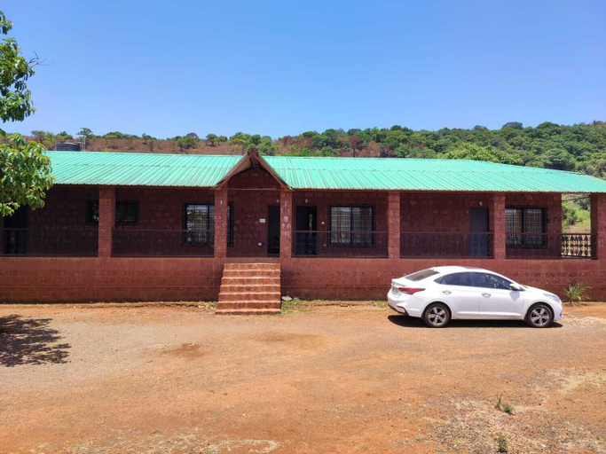 Exterior & Views 2, Eagle Eye Resort, Satara