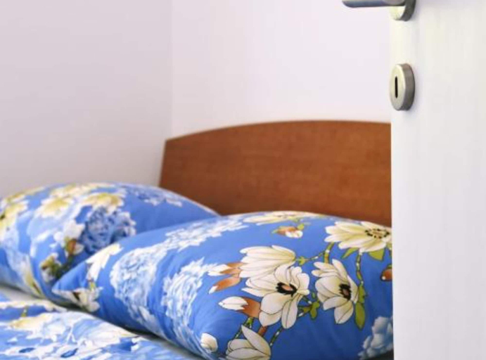 Bedroom 2, Holiday Home Mumy, Dobrinj