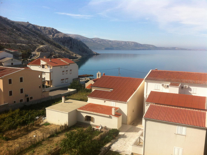 Others 4, Bara Bay, Novalja