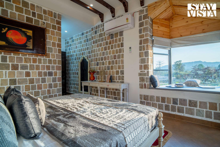 Bedroom 2, StayVista at Ivycrest Estate, Dehradun