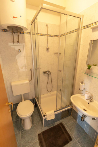 Others 4, Apartmani Maja, Tučepi