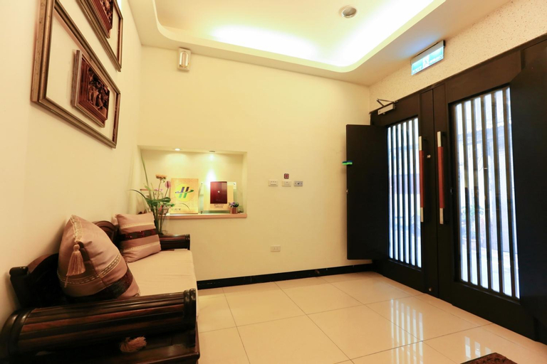 Others, Mei Lodge, Taipei City