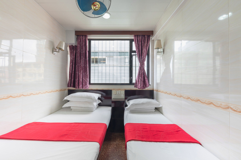 Bedroom 3, Wellyet Guest House, Kowloon