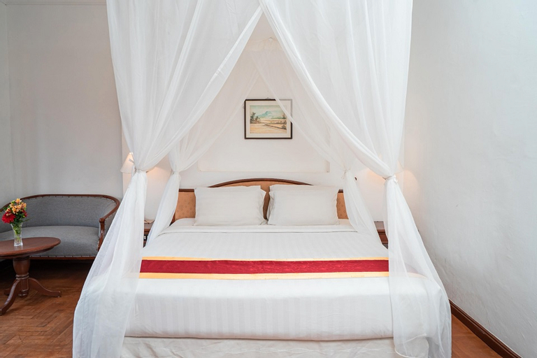 Bedroom 12