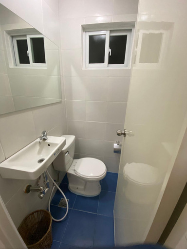 Bathroom 4, aZul Zambales beachfront house, Cabangan