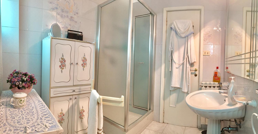 Bedroom 3, Casa Vacanza Rapallo, Genova