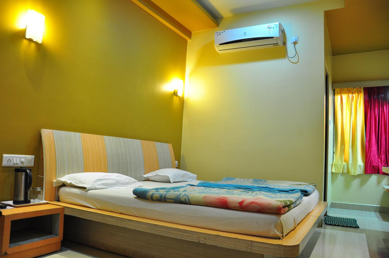 Bedroom 3, Hotel Oasis, Sirohi