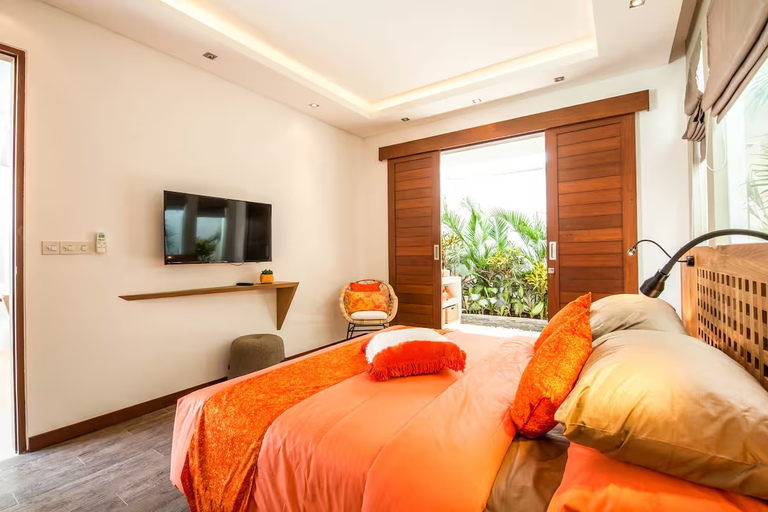Bedroom 3, Villa Wayang - Luxurious 5BR Dream Villa, 200m to Berawa Beach, Badung