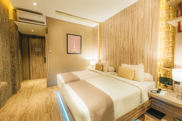 Bedroom 12