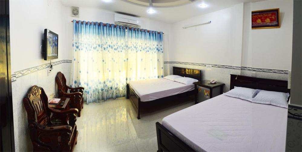 Bedroom 3, Phuong Hue Hotel, Long My