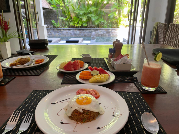 Food & Drinks 5, Villa Kipas, Badung