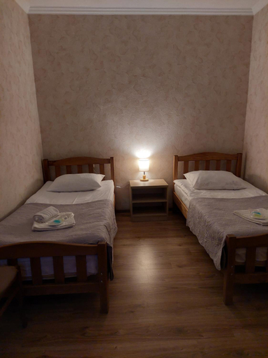 Others 2, Sesilia, Kazbegi