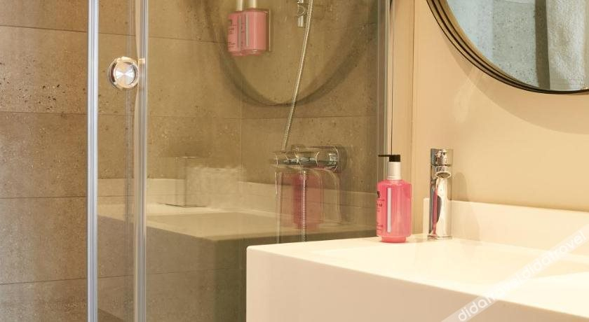 Bathroom 3, Moxy Patra Marina, West Greece