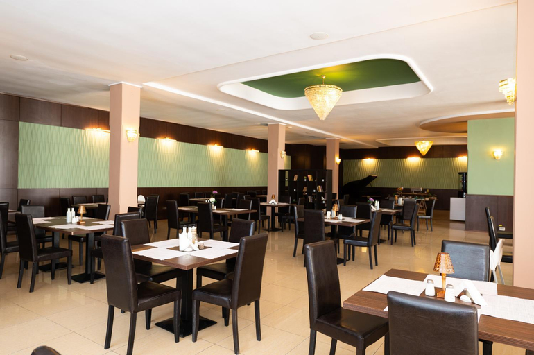 Food & Drinks 5, Hotel Ambasador, Constanta