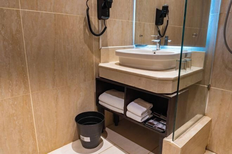 Bathroom 6