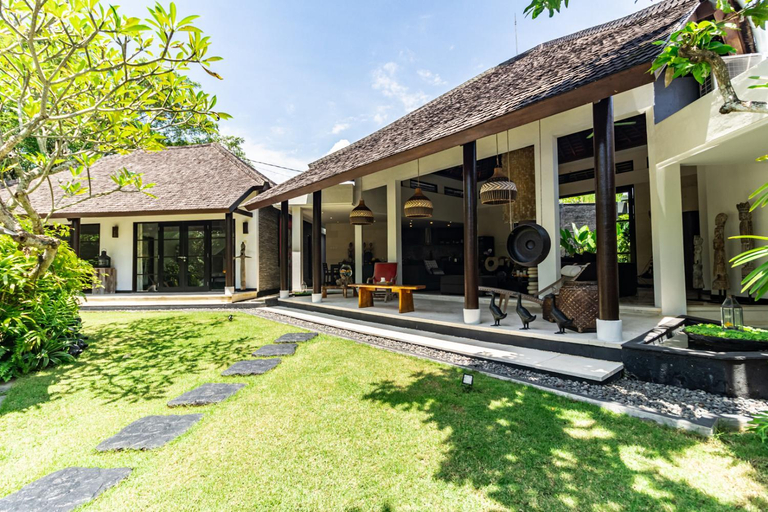 Exterior & Views 1, PROMO Tropical 3bd Villa with Office and Parking, Badung