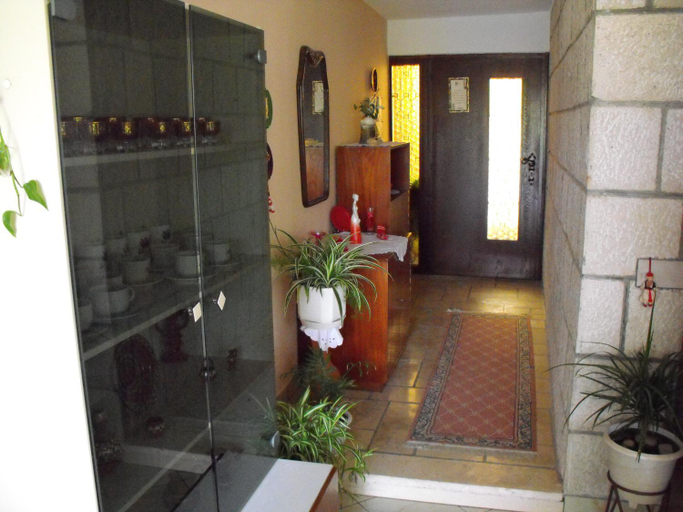 Others 4, Stone house Gregov, Lumbarda
