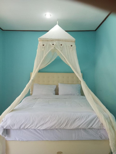 Bedroom 2, LALONG TERONG Guest House, Ngada