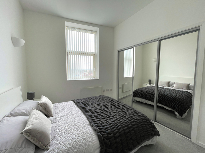 Bedroom 2, Modern Luxury in Manchester, Manchester