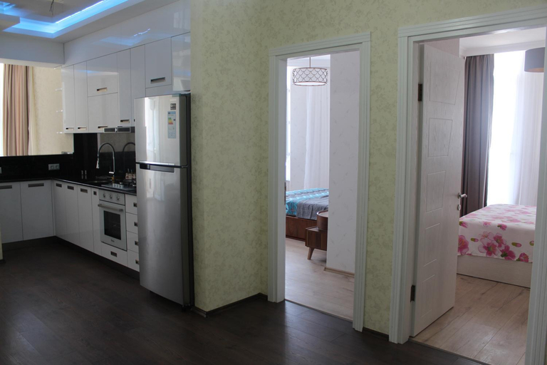 Kitchen 2, Gorgiladze Seaside Apartment, Batumi