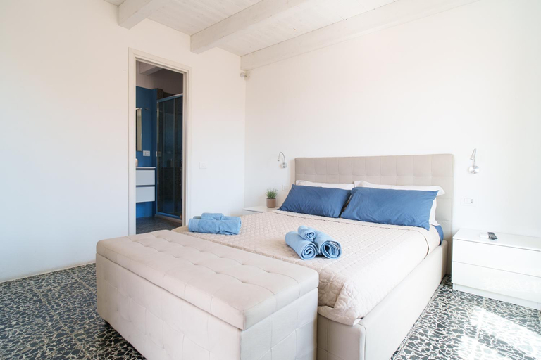 Bedroom 2, PALAZZO IOLEI - zia Gigetta, Olbia-Tempio