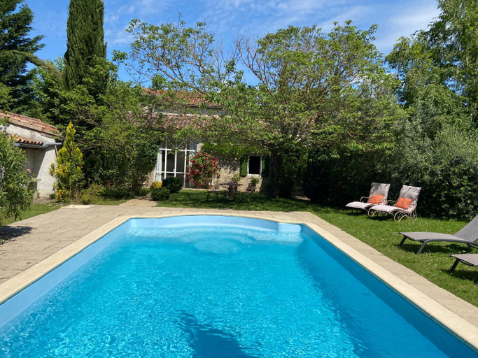 Sport & Beauty 4, Jas de Berrias location de charme avec piscine, Ardèche