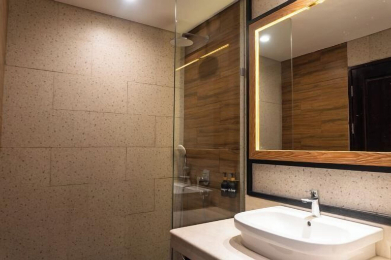 Bathroom 4