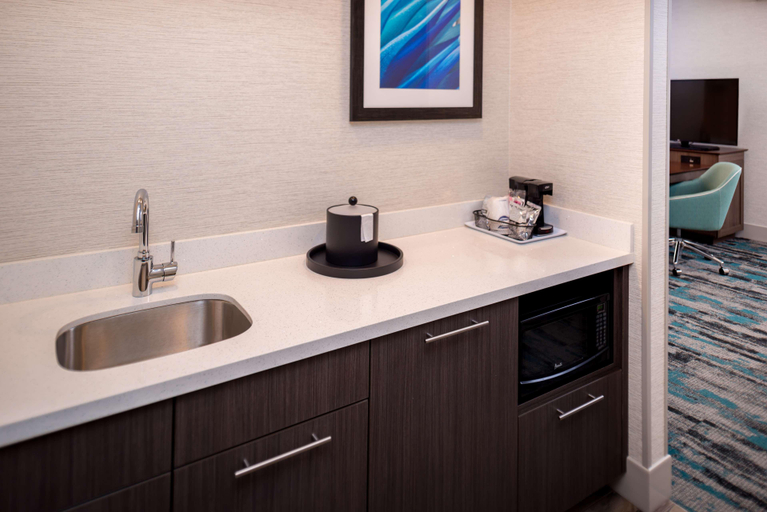 Bedroom 4, Hampton Inn & Suites Olympia/Lacey, Thurston