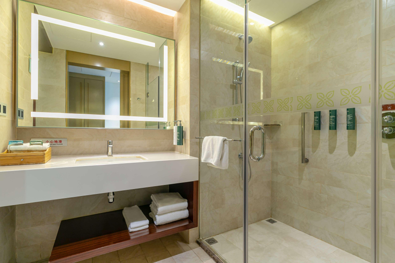 Bathroom 11
