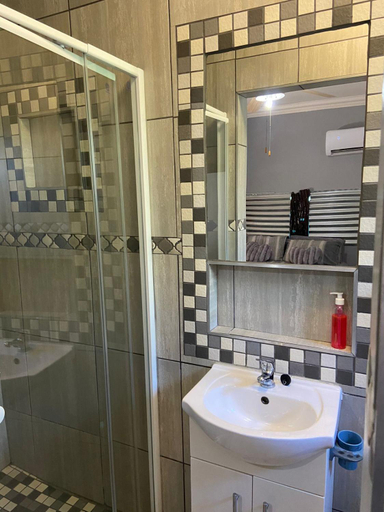 Others 4, Burgersfort Guesthouse, Sekhukhune